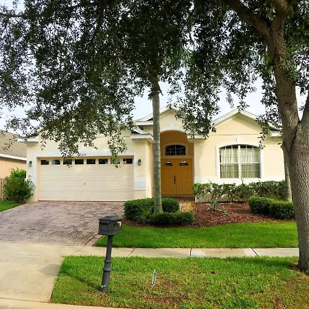4 Bed Pool Home On Golf Community 1254